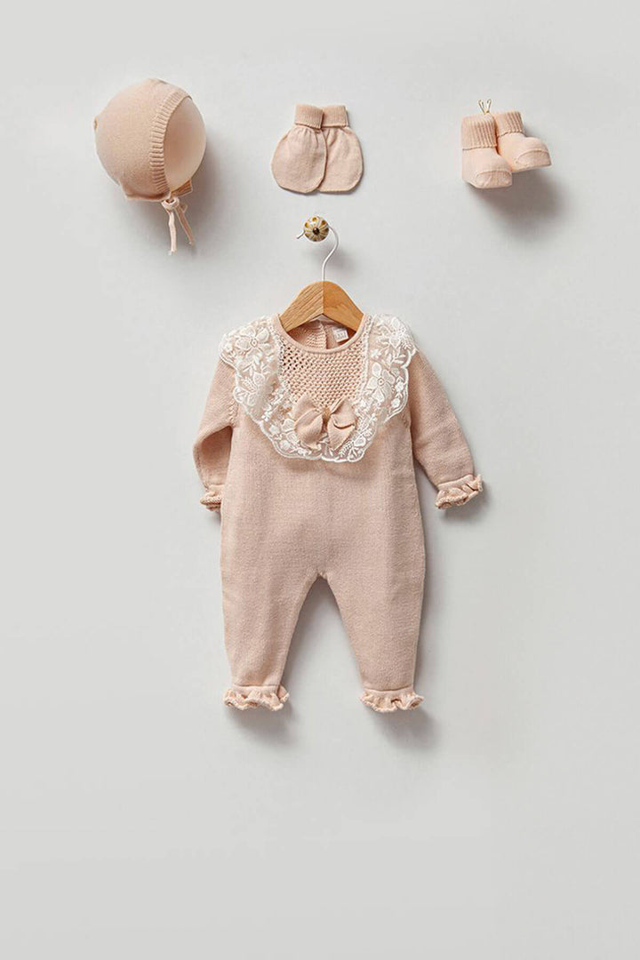 newborn baby girl coming home outfit