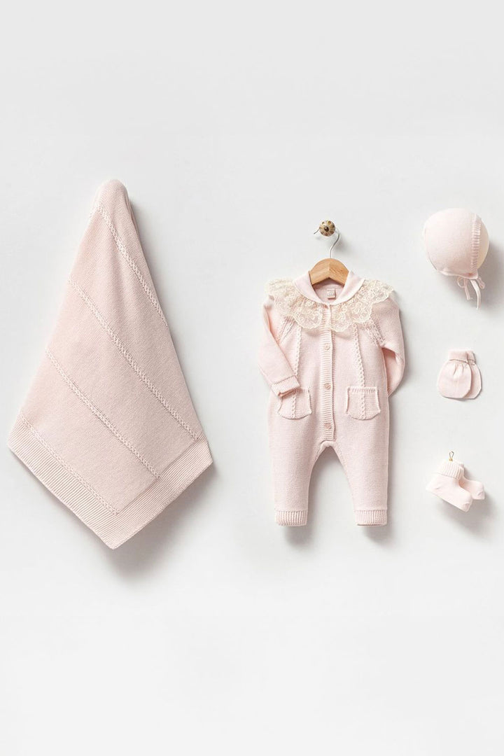 knitwear homecoming set for baby girl