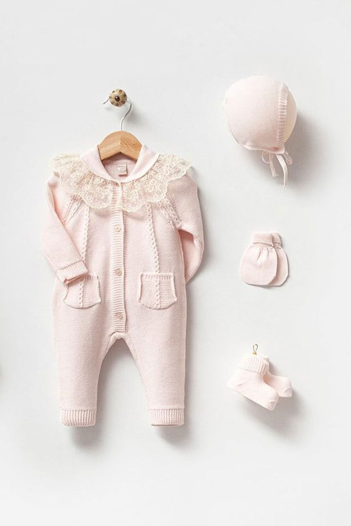 knitwear homecoming set for baby girl