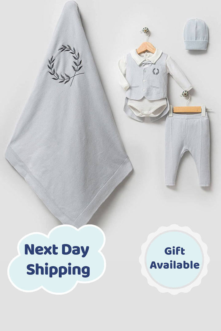 newborn knitwear outfit for baby boys