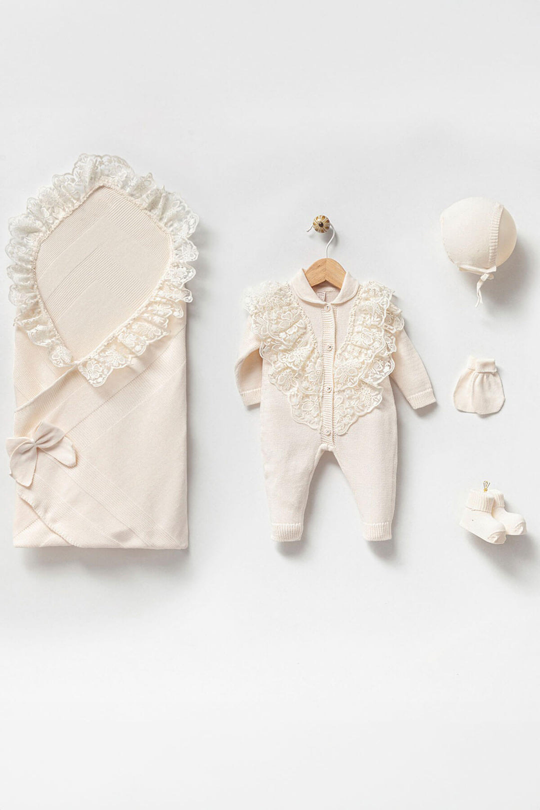 Newborn Coming Home Outfit - Cream Knitwear Set 0-3M, 5 pcs Newborn Coming Home Outfit - Cream Knitwear Set 0-3M, 5 pcs
