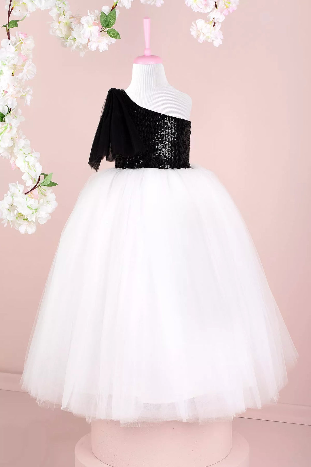 Black white party dress
