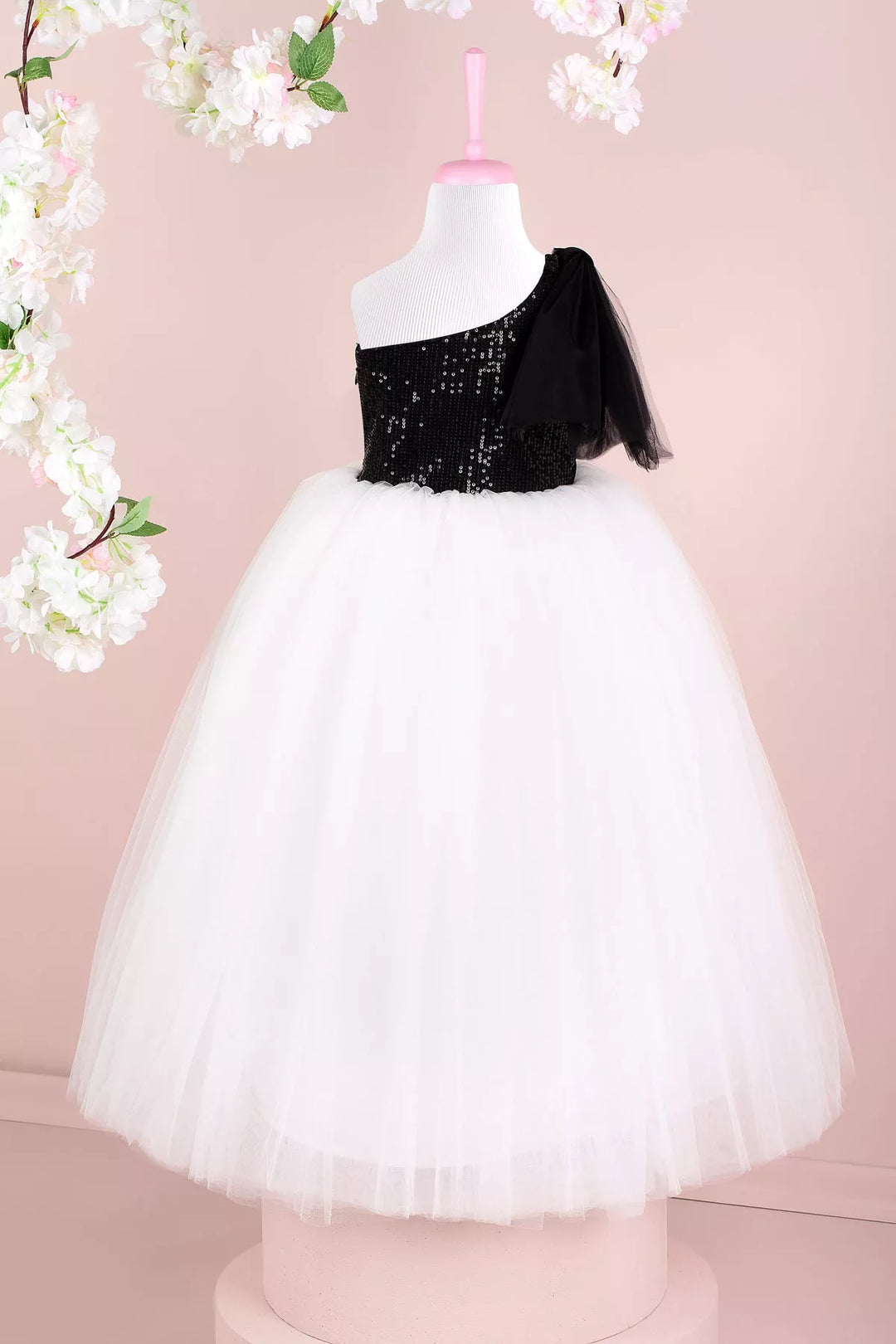 Black white party dress